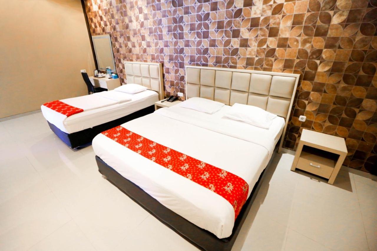 New Surya Hotel Banyuwangi  Eksteriør bilde