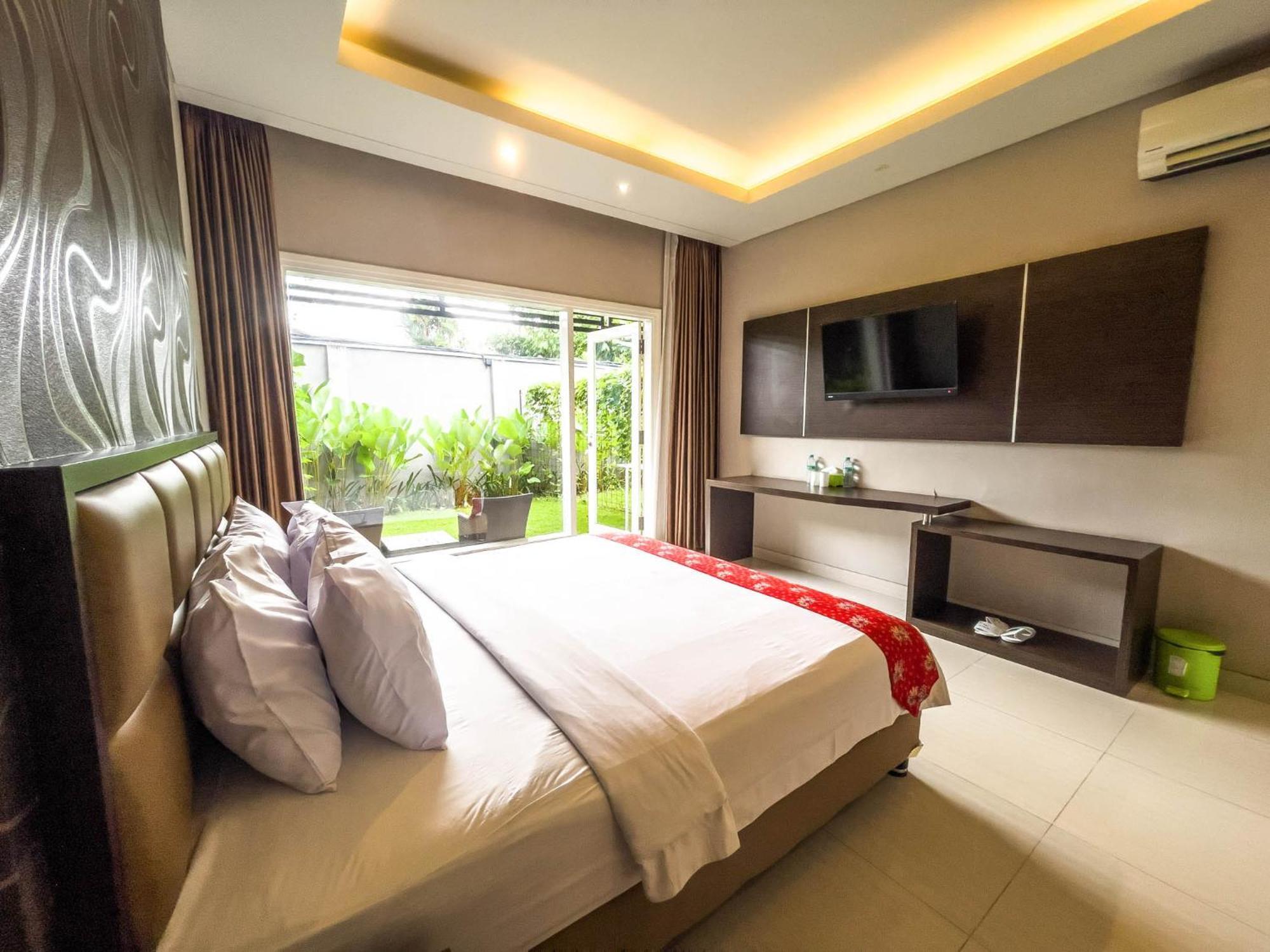 New Surya Hotel Banyuwangi  Eksteriør bilde